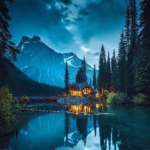 Meet your Posher, Angela